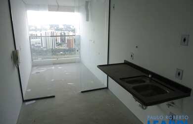 Imagem: O apartamento possui 1 Dormitório, 1 Banheiro, 2 Vagas na garagem