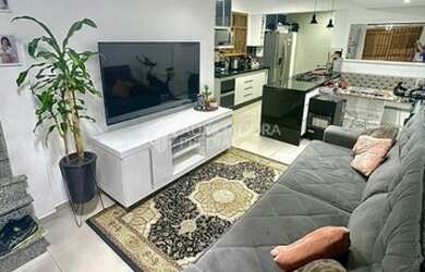 Imagem: A casa em condomínio possui 2 Dormitórios, 2 Banheiros, 2