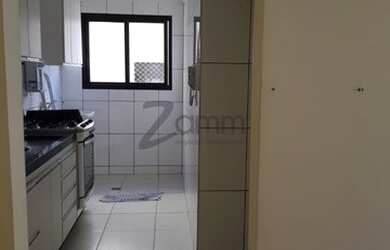 Imagem: O apartamento possui 2 Dormitórios, 1 Banheiro, 1 Vaga na garagem