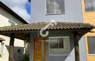 Imagem: A casa em condomínio possui 3 Dormitórios, 1 Banheiro, 2 Vagas