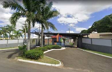 Imagem: A casa em condomínio possui 3 Dormitórios, 2 Banheiros, 2