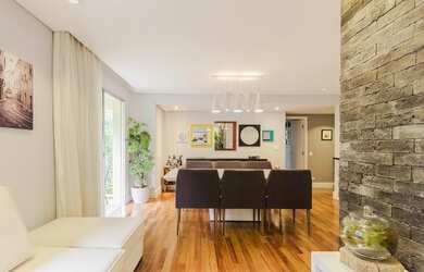 Imagem: O apartamento possui 3 Dormitórios, 2 Banheiros, 2 Vagas na