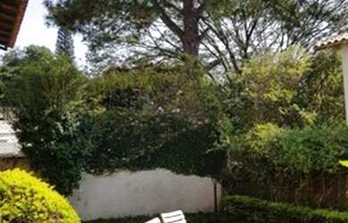 Imagem 14: Casa no Pacaembu. 300m² de Área, 4 Vagas na garageme3 Dormitórios