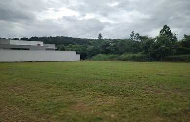 Imagem: O terreno possui 498m² de Área, Piscina e está localizado