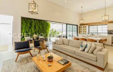 Imagem: A casa em condomínio possui 3 Dormitórios, 4 Banheiros, 5