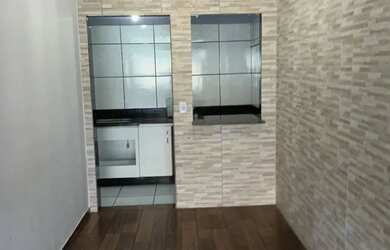 Imagem: A casa em condomínio possui 2 Dormitórios, 1 Banheiro, 2 Vagas