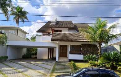 Imagem: A casa em condomínio possui 4 Dormitórios, 4 Banheiros, 4