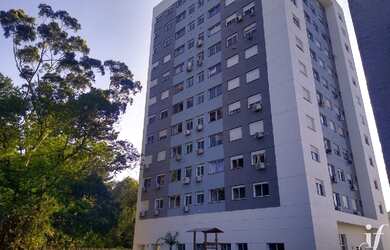 Imagem: O apartamento possui 3 Dormitórios, 1 Banheiro, 1 Vaga na garagem