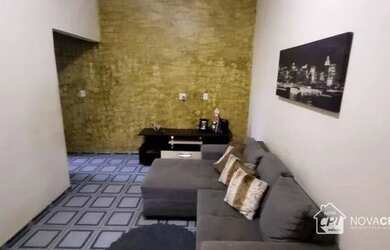 Imagem: A casa possui 4 Dormitórios, 3 Banheiros, 5 Vagas na garagem