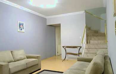 Imagem: A casa possui 5 Dormitórios, 2 Banheiros, 2 Vagas na garagem