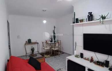 Imagem: O apartamento possui 2 Dormitórios, 1 Banheiro, 1 Vaga na garagem