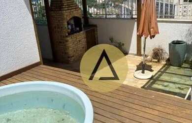 Imagem: O apartamento na cobertura possui 3 Dormitórios, 2 Banheiros