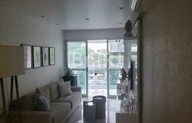 Imagem: O apartamento possui 3 Dormitórios, 2 Banheiros, 2 Vagas na