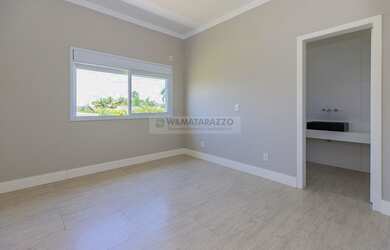 Imagem 15: Casa com 5 suítes, 657 m², à venda por R$ 2.750.000