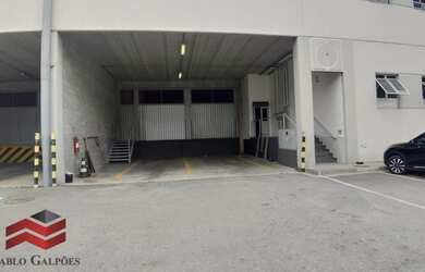 Imagem 3: Condomínio Galpões 889 m² Locação Rod. Anhanguera Km 18 Osasco SP