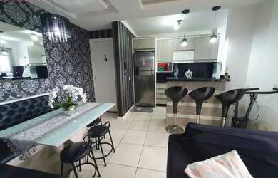 Imagem: O apartamento possui 2 Dormitórios, 1 Banheiro, 1 Vaga na garagem