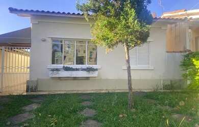 Imagem: A casa em condomínio possui 2 Dormitórios, 2 Banheiros, 2