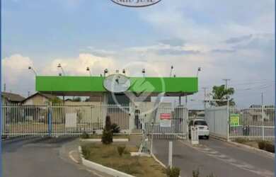 Imagem: O terreno possui 250m² de Área e está localizado em Distrito