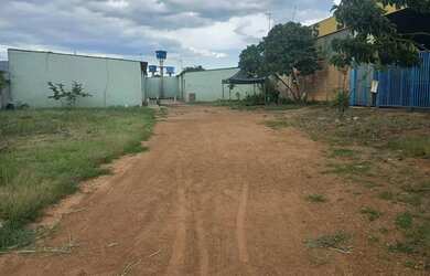 Imagem: O terreno possui 1.000m² de Área e está localizado em Arapoanga