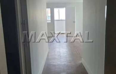 Imagem: O depósito possui 1 Vaga na garagem, 86m² de Área e está