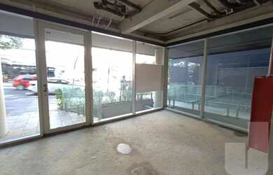 Imagem 7: Loja na Avenida Rebouças com 389 m2, 1 vaga PCD, ótima localização...