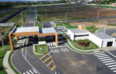 Imagem: O terreno possui 180m² de Área e está localizado em Altos