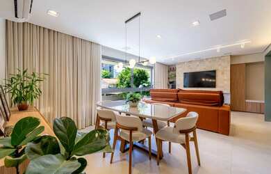 Imagem: O apartamento possui 3 Dormitórios, 4 Banheiros, 4 Vagas na