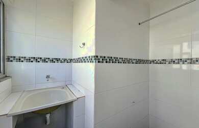 Imagem 2: Apartamento 2 Quartos em Guarapari / Próximo à Praia