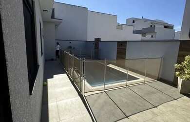 Imagem: A casa em condomínio possui 3 Dormitórios, 5 Banheiros, 4