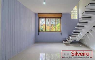 Imagem: A casa possui 4 Dormitórios, 3 Banheiros, 2 Vagas na garagem