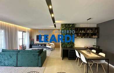 Imagem: O apartamento possui 3 Dormitórios, 3 Banheiros, 3 Vagas na