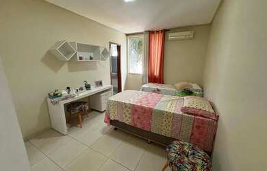 Imagem 4: JARDINS MÔNACO Sobrado para venda tem 356 metros quadrados com 4 quartos