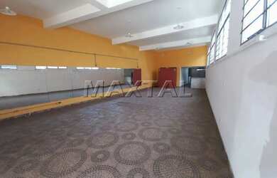 Imagem: O depósito possui 500m² de Área e está localizado em Água