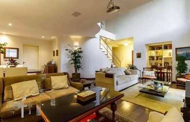 Imagem: O apartamento possui 4 Dormitórios, 3 Banheiros, 3 Vagas na