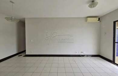 Imagem: O apartamento possui 2 Dormitórios, 2 Banheiros, 2 Vagas na