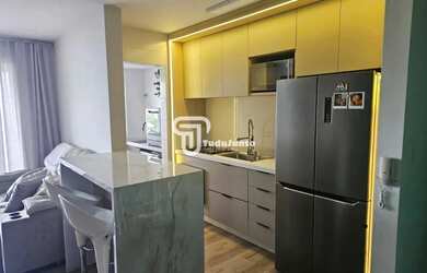 Imagem: O apartamento possui 2 Dormitórios, 1 Banheiro, 1 Vaga na garagem