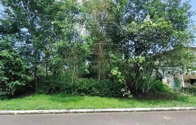 Imagem: O terreno à venda possui e está localizado em Ponta Negra