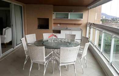 Imagem: O apartamento possui 4 Dormitórios, 5 Banheiros, 4 Vagas na