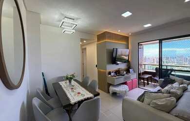 Imagem: O apartamento possui 2 Dormitórios, 2 Banheiros, 2 Vagas na