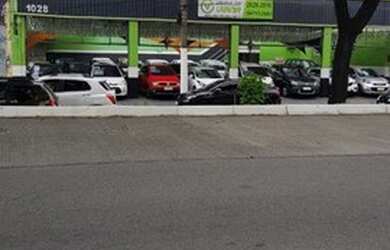 Imagem: O depósito possui 5 Vagas na garagem, 320m² de Área e está