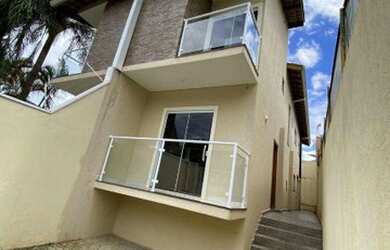 Imagem: A casa possui 3 Dormitórios, 3 Banheiros, 140m² de Área e