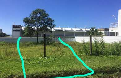 Imagem: O terreno possui 10m² de Área e está localizado em Praia