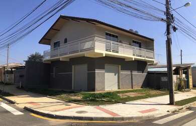 Imagem: O depósito possui 80m² de Área e está localizado em Santa