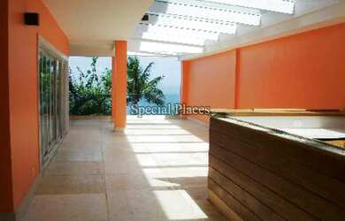 Imagem 5: Cinematográfica vista nesta mansão na Joatinga, confira