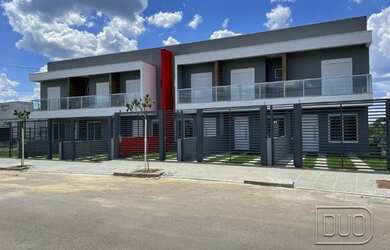 Imagem: A casa possui 2 Dormitórios, 2 Banheiros, 1 Vaga na garagem