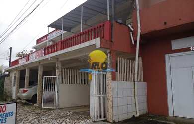 Imagem: A casa possui 5 Dormitórios, 5 Banheiros, 5 Vagas na garagem