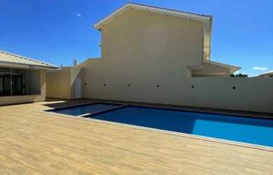 Imagem 11: Condomínio Rio Madeira. Piscina, Churrasqueira, 160m² de Áreae2 Vagas...