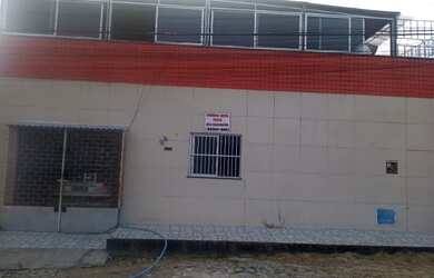 Imagem: A casa possui 2 Dormitórios, 2 Banheiros, 1 Vaga na garagem