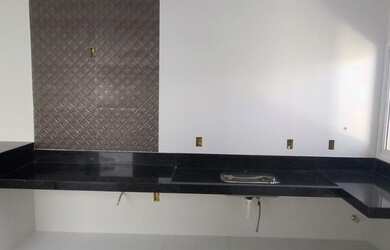 Imagem 6: UBERLâNDIA - Casa Padrão - Novo Mundo