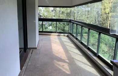 Imagem: O apartamento possui 4 Dormitórios, 5 Banheiros, 5 Vagas na